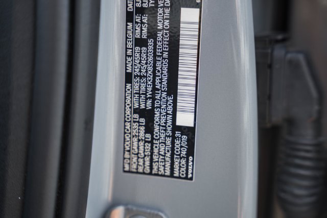 Certified 2025 Volvo EX30 Plus w/ Protection Package Premier AWD/4WD image 35