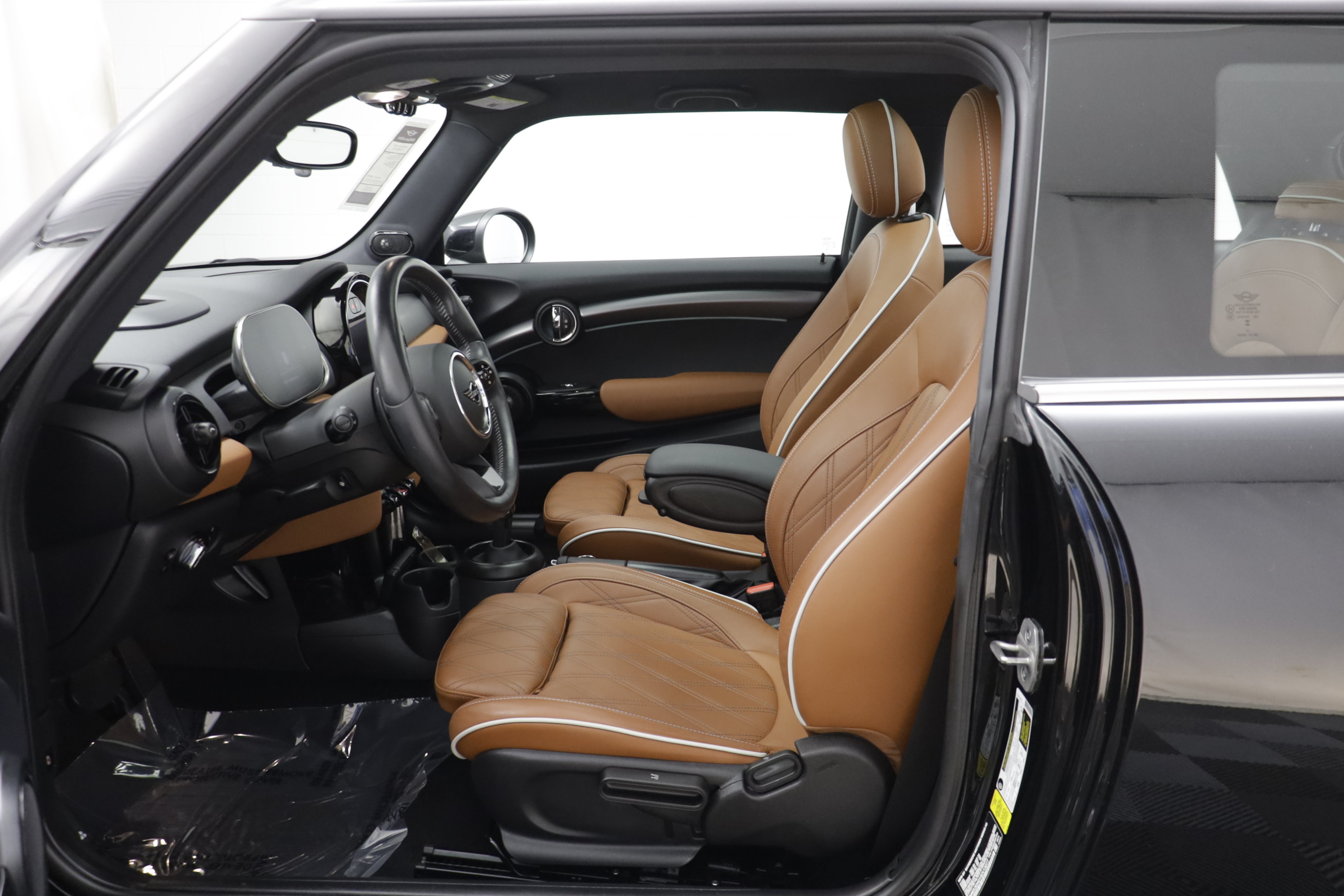 Certified 2024 MINI Cooper S FWD image 5