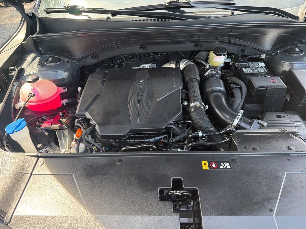 Used 2025 Kia Sorento EX w/ Panoramic Sunroof Package image 10