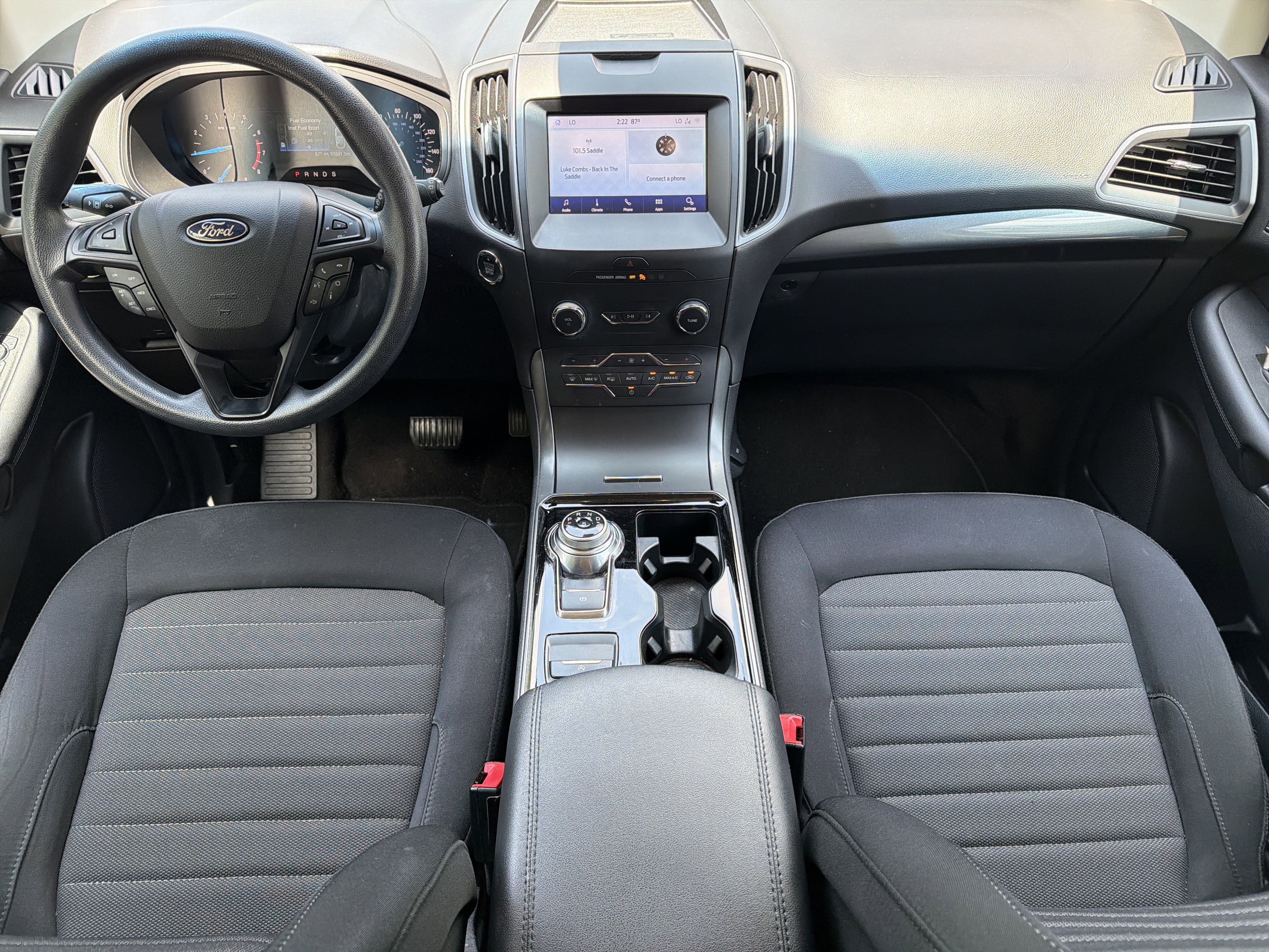 Used 2020 Ford Edge SE FWD image 3