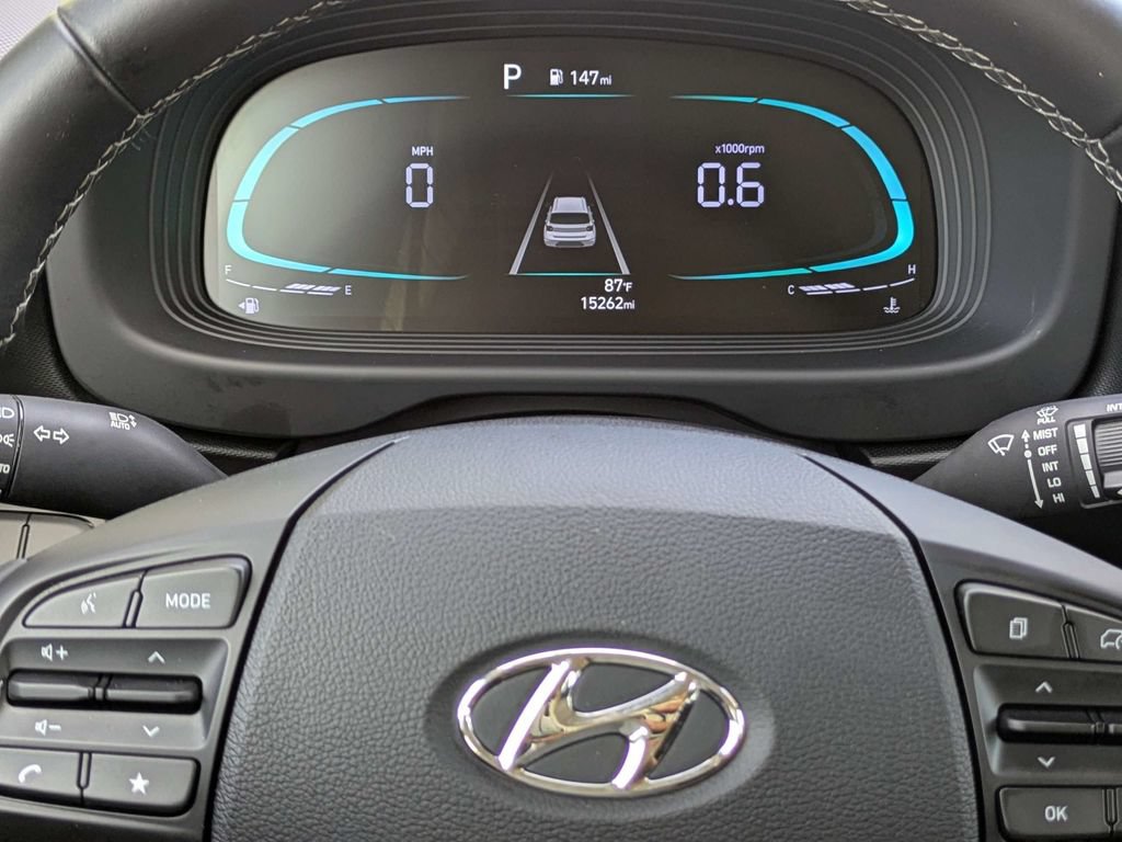 Used 2024 Hyundai Venue SEL FWD image 27