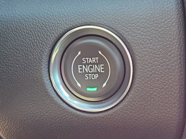 New 2026 GMC Acadia Denali w/ Super Cruise Package image 31