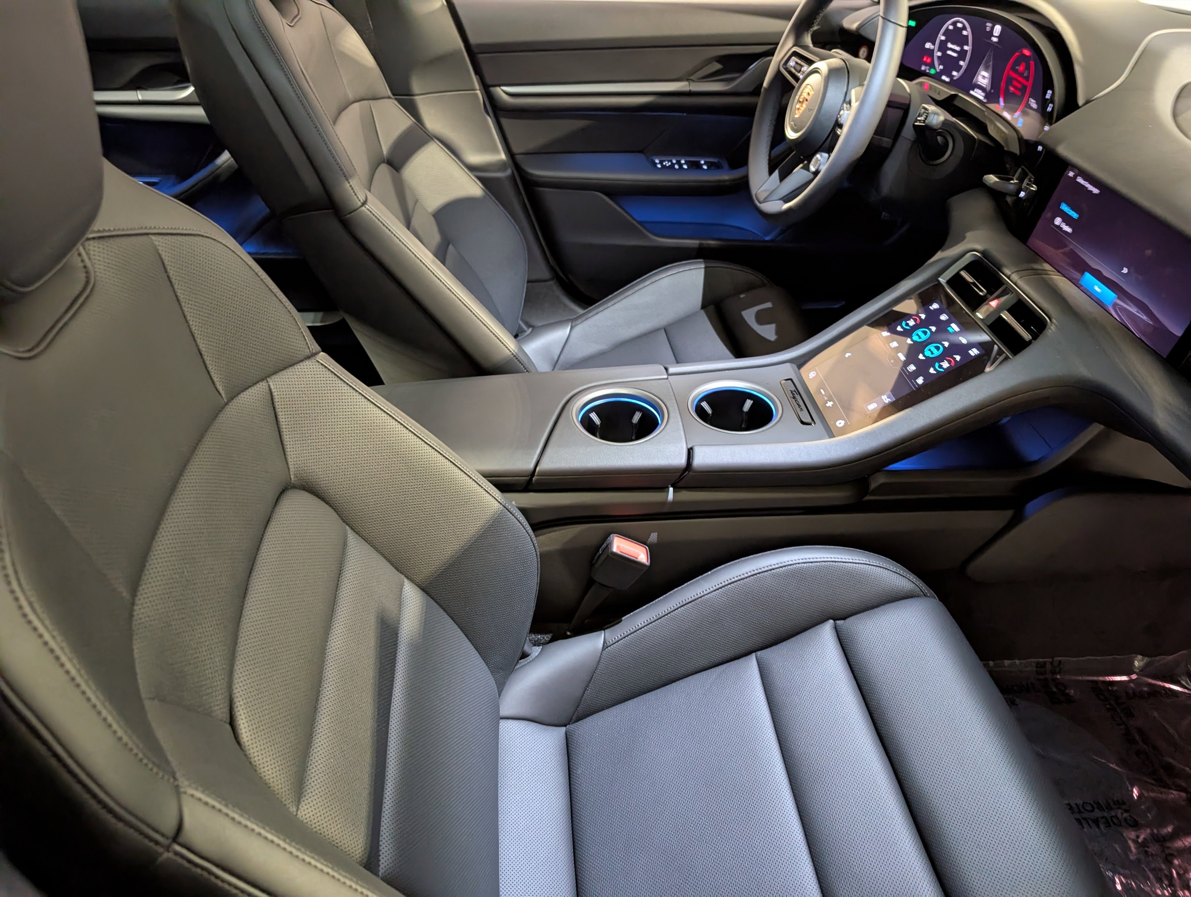 New 2026 Porsche Taycan image 28