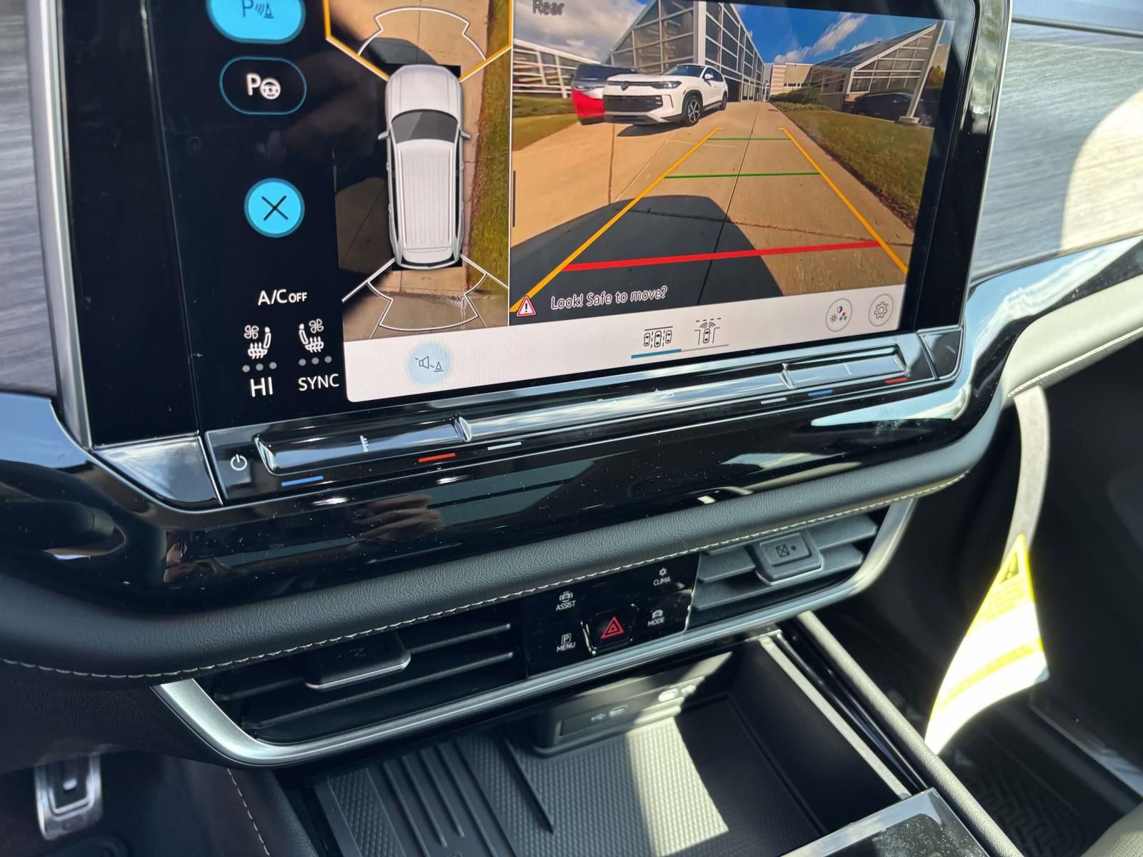 New 2026 Volkswagen Atlas SEL Premium R-Line image 22