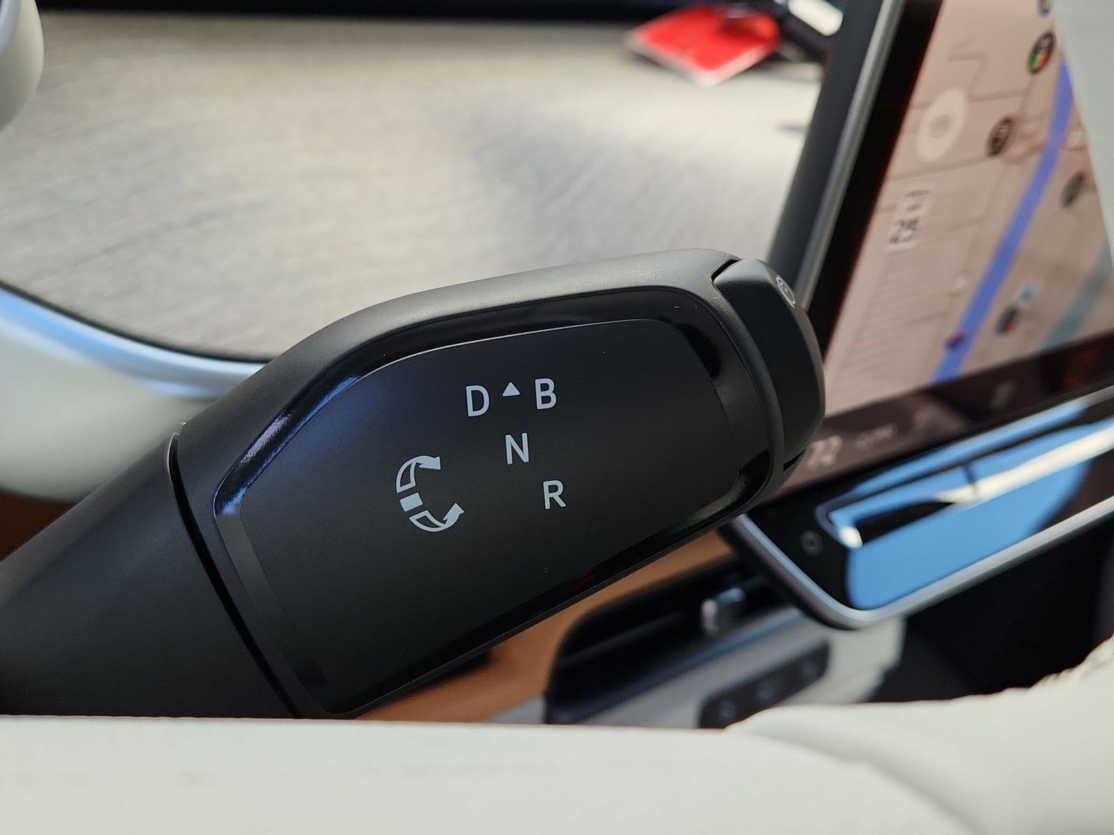 New 2025 Volkswagen ID. Buzz Pro S Plus image 27