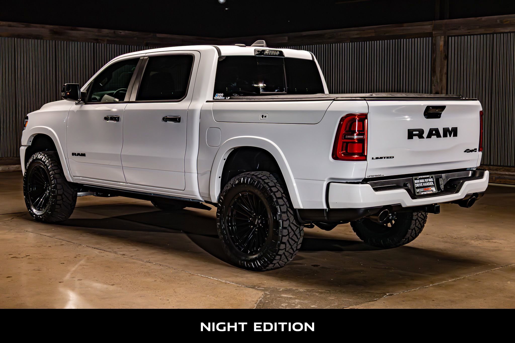 Used 2025 RAM 1500 Limited AWD/4WD image 7