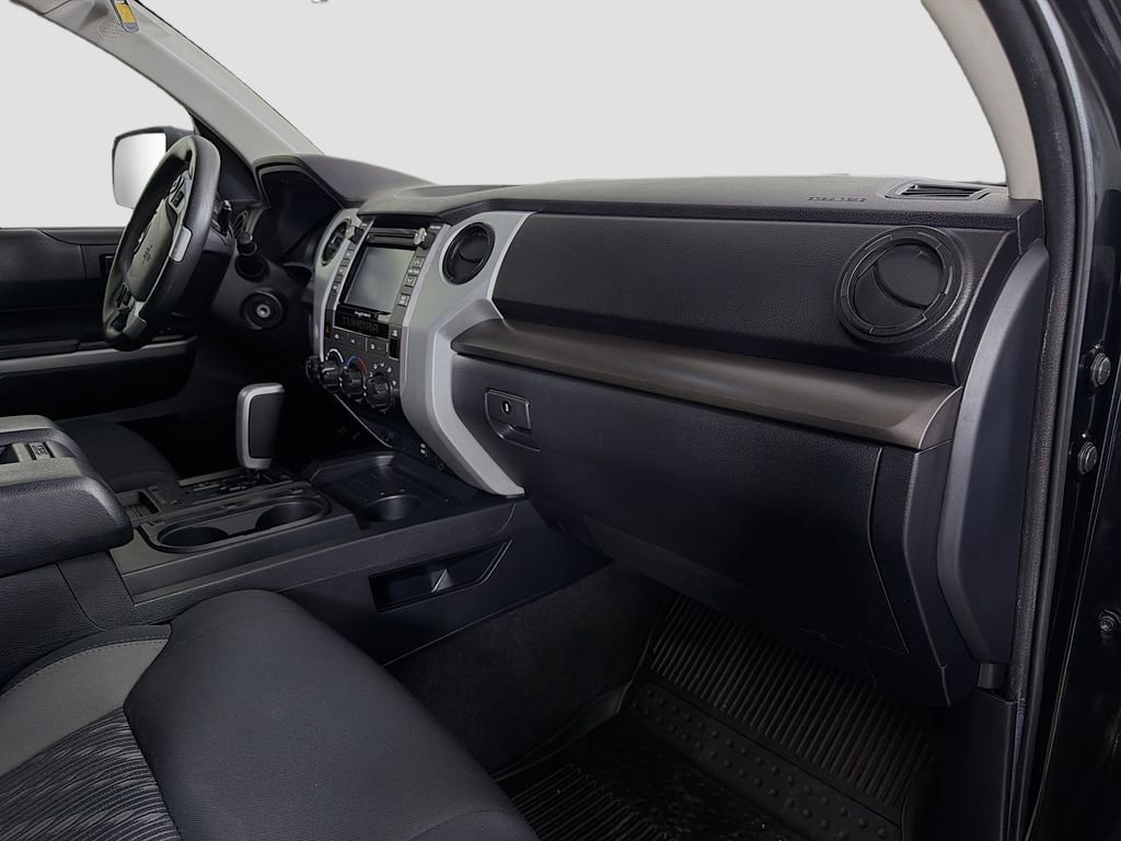 Used 2019 Toyota Tundra SR5 w/ SR5 Upgrade Package AWD/4WD image 31