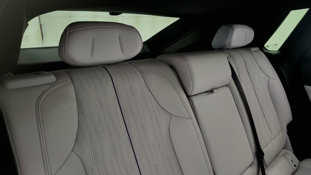 Used 2025 Cadillac Lyriq Luxury w/ LPO, Floor Liner Package RWD image 41