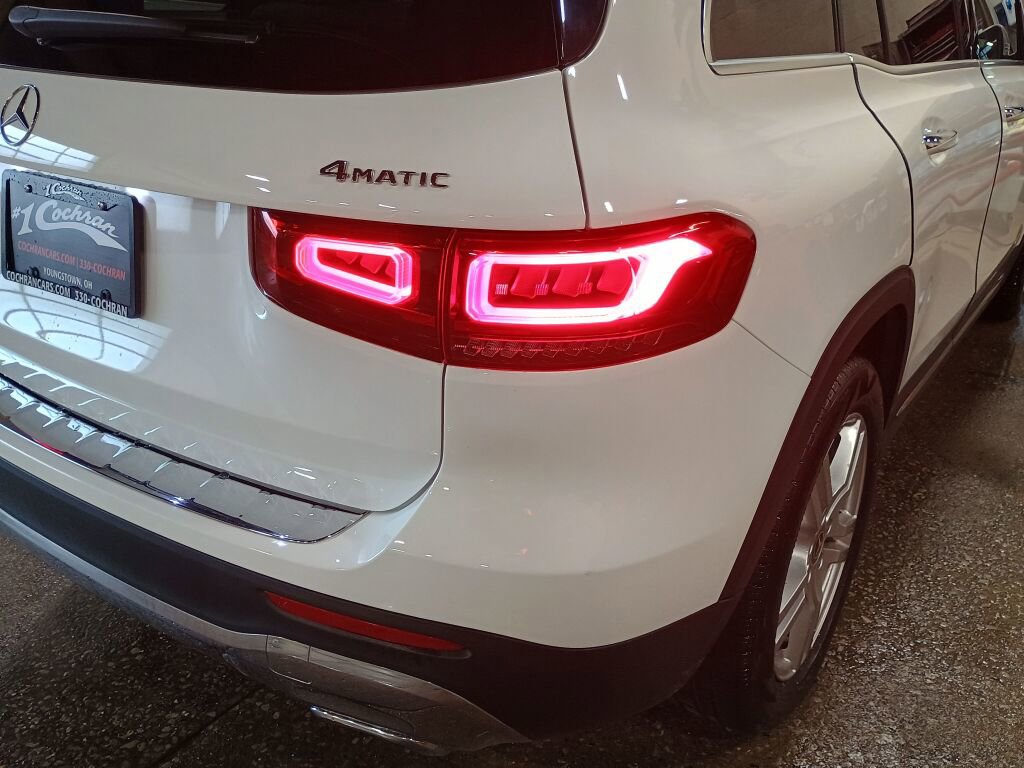 Used 2021 Mercedes-Benz GLB 250 4MATIC image 21