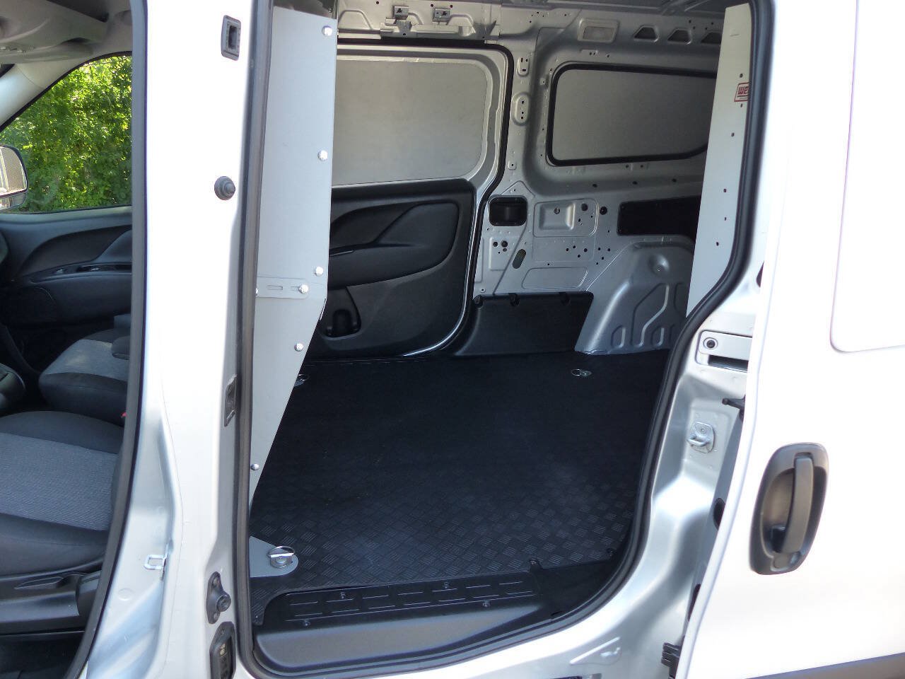Used 2022 RAM ProMaster City Tradesman FWD image 34