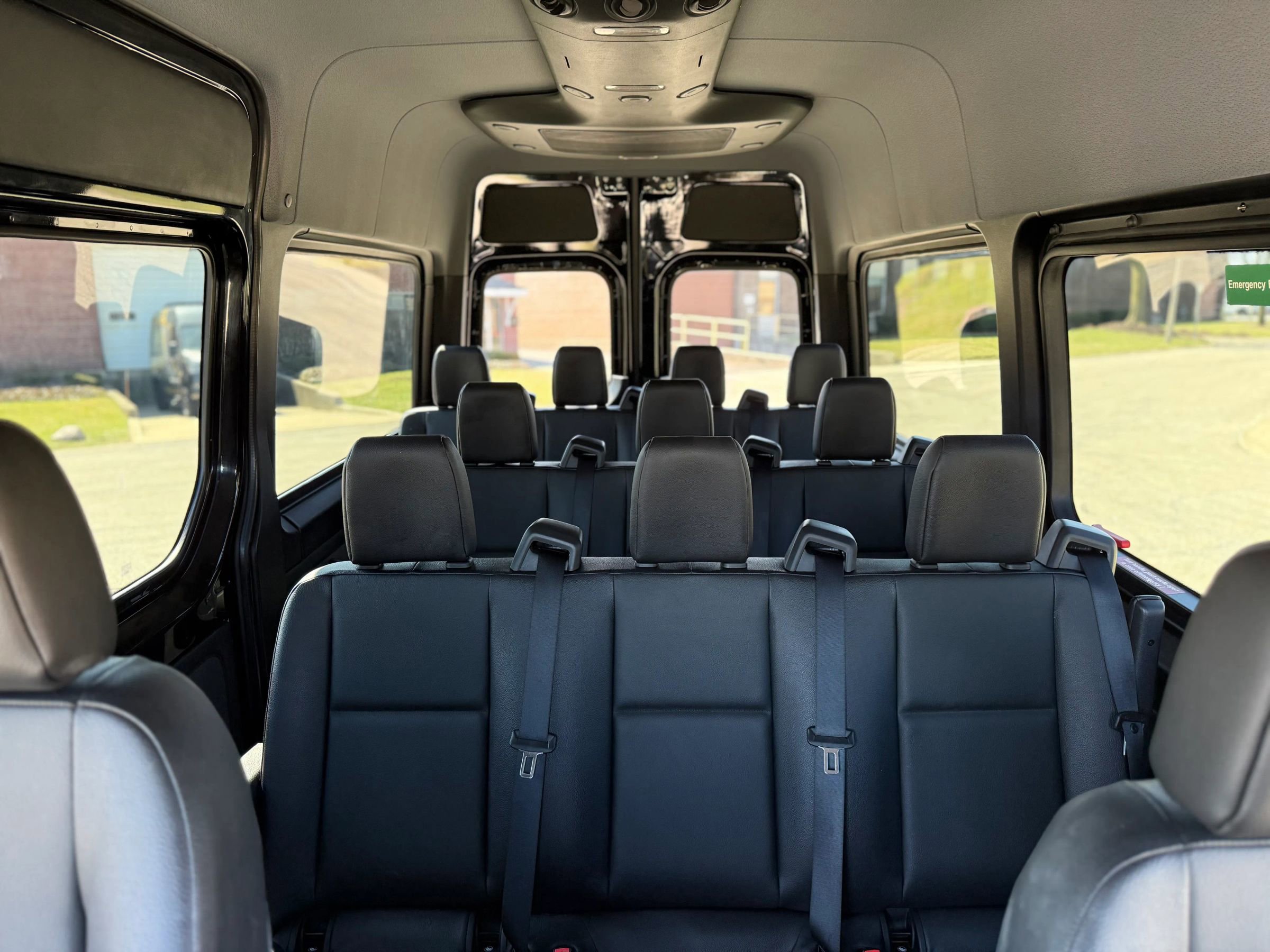 Used 2021 Mercedes-Benz Sprinter 2500 image 16