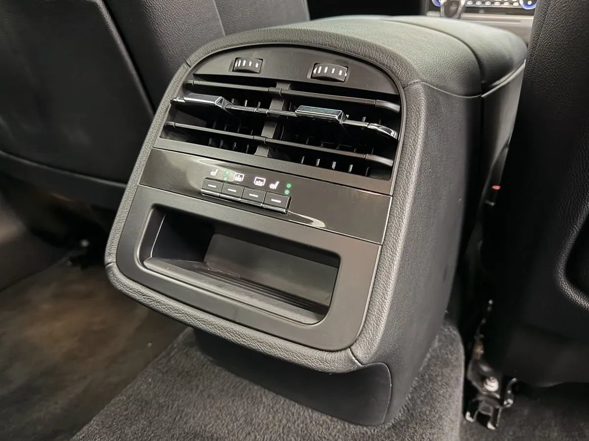 Used 2014 Maserati Quattroporte S Q4 AWD/4WD image 24