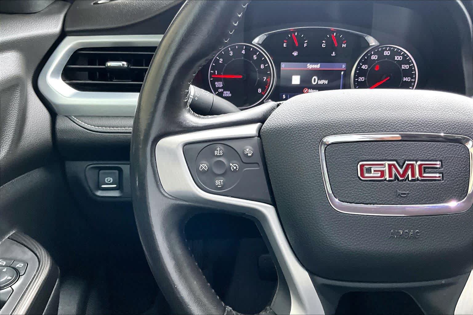 Used 2021 GMC Acadia SLT w/ LPO, Floor Liner Package FWD image 24
