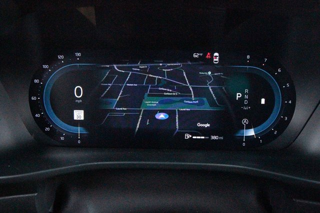 Certified 2025 Volvo XC40 B5 Core w/ Climate Package image 17