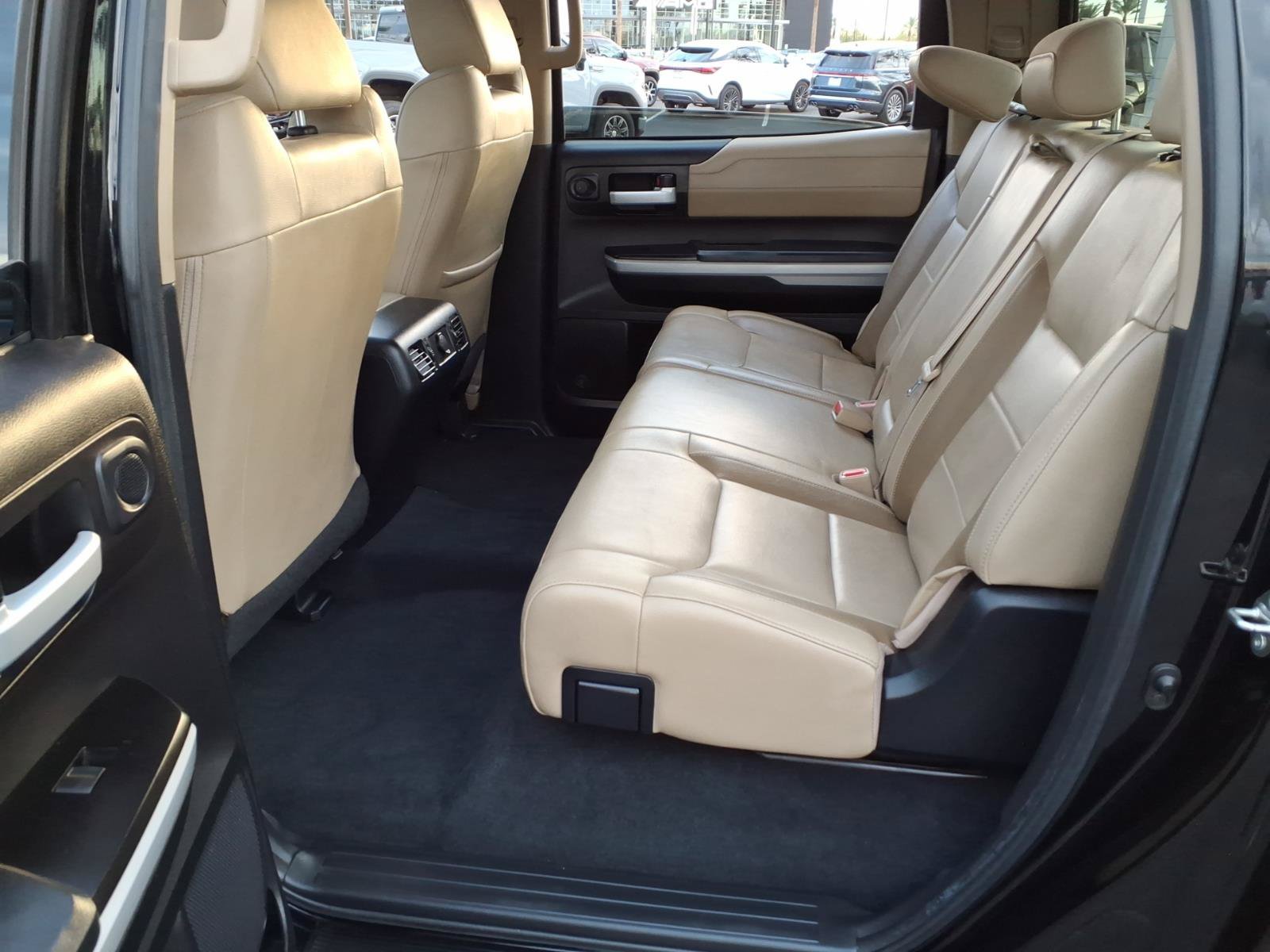 Used 2021 Toyota Tundra Limited w/ Limited Premium Package AWD/4WD image 10