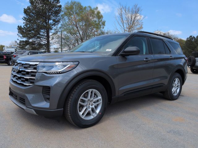 New 2026 Ford Explorer Active RWD image 7