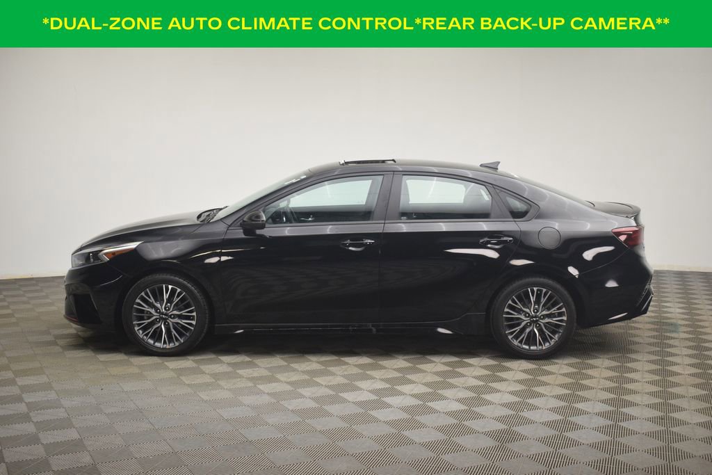 Used 2023 Kia Forte GT-Line w/ GT-Line Premium Package FWD image 12