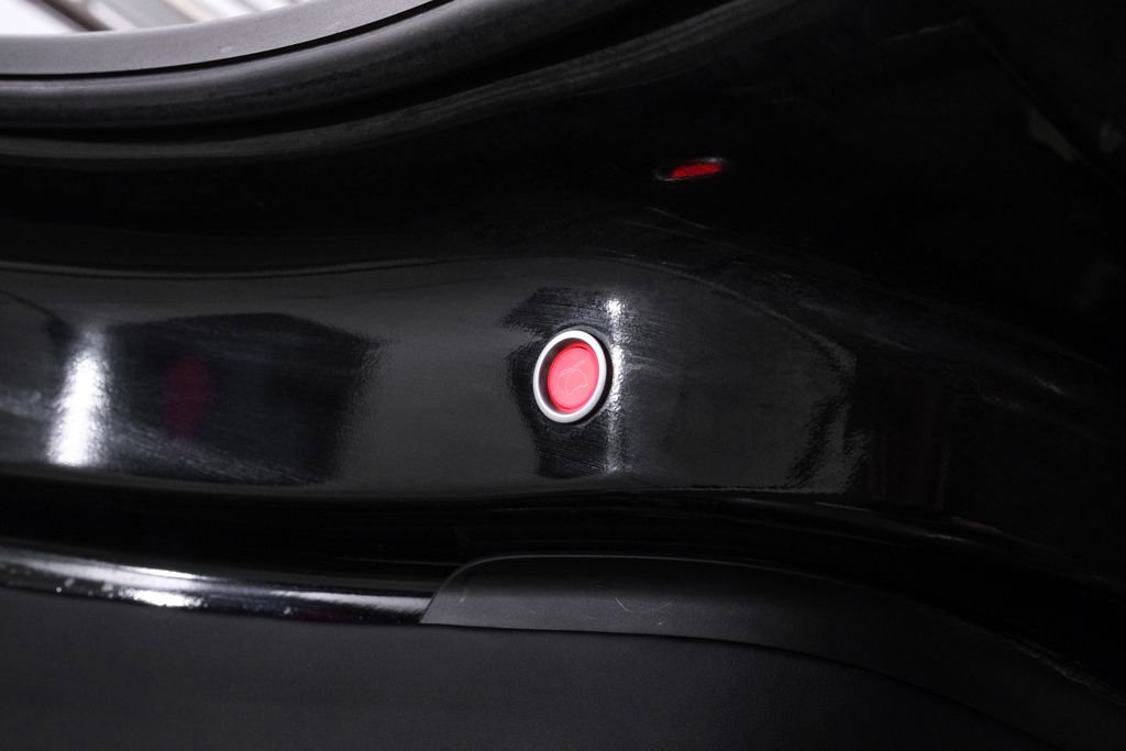 Used 2023 Tesla Model X image 44