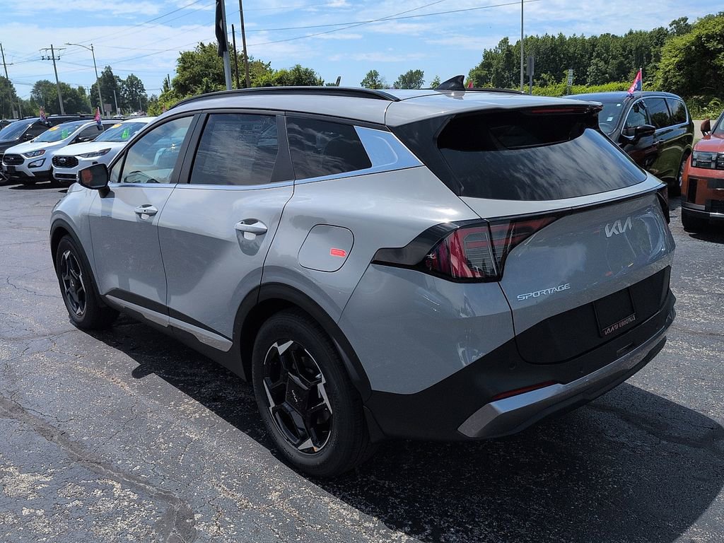 New 2026 Kia Sportage EX FWD image 5