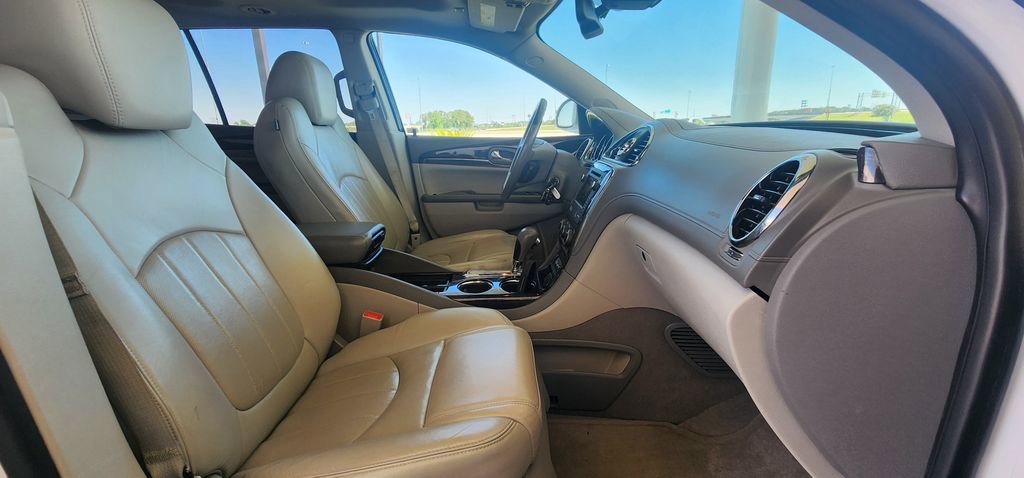 Used 2016 Buick Enclave Premium w/ Experience Buick Package FWD image 26