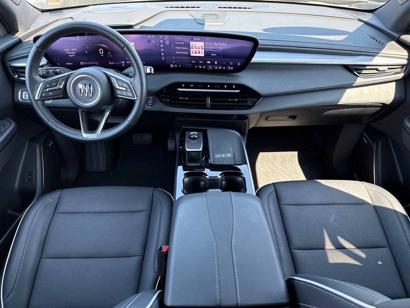 Used 2025 Buick Enclave Preferred image 12