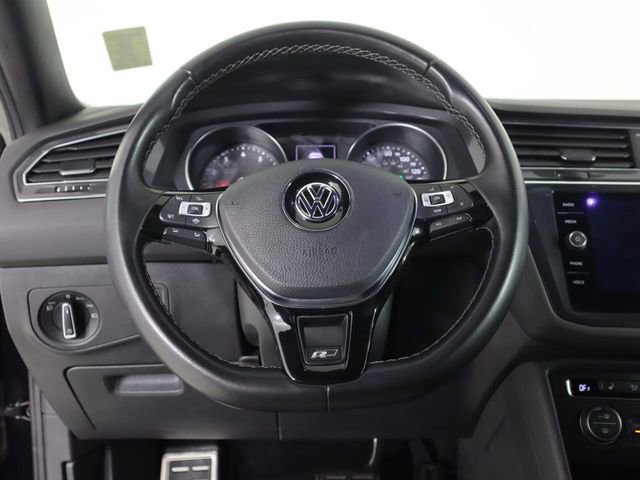 Used 2020 Volkswagen Tiguan SE R-Line image 20