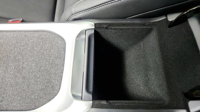 Used 2025 Lucid Air Pure RWD image 69