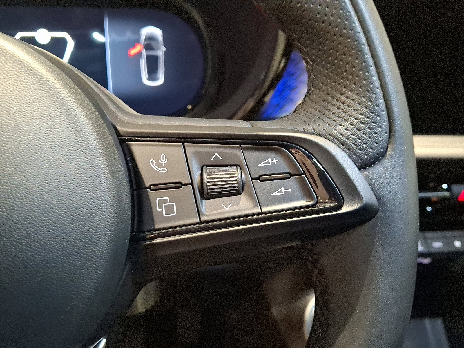 Used 2024 Alfa Romeo Tonale Ti image 22