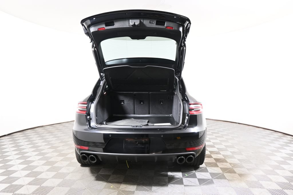 Used 2015 Porsche Macan Turbo AWD/4WD image 36