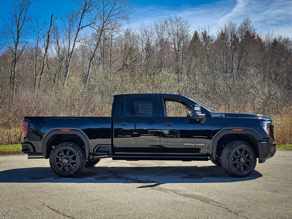 New 2026 GMC Sierra 2500 AT4 image 2