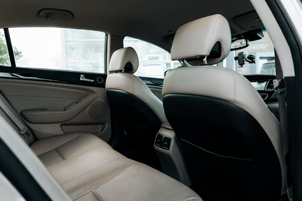 Used 2014 Kia Cadenza Premium FWD image 41