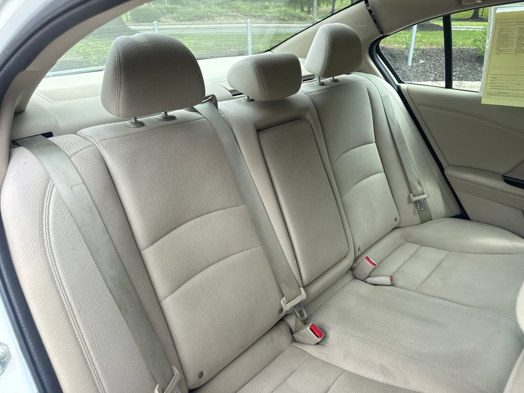 Used 2016 Honda Accord EX image 34