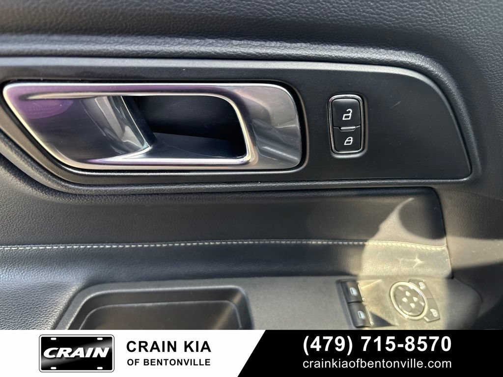 Used 2021 Ford Mustang Premium RWD image 9