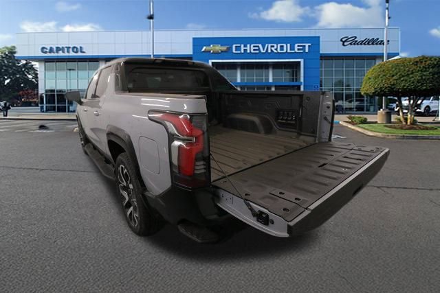 New 2025 Chevrolet Silverado EV RST image 22