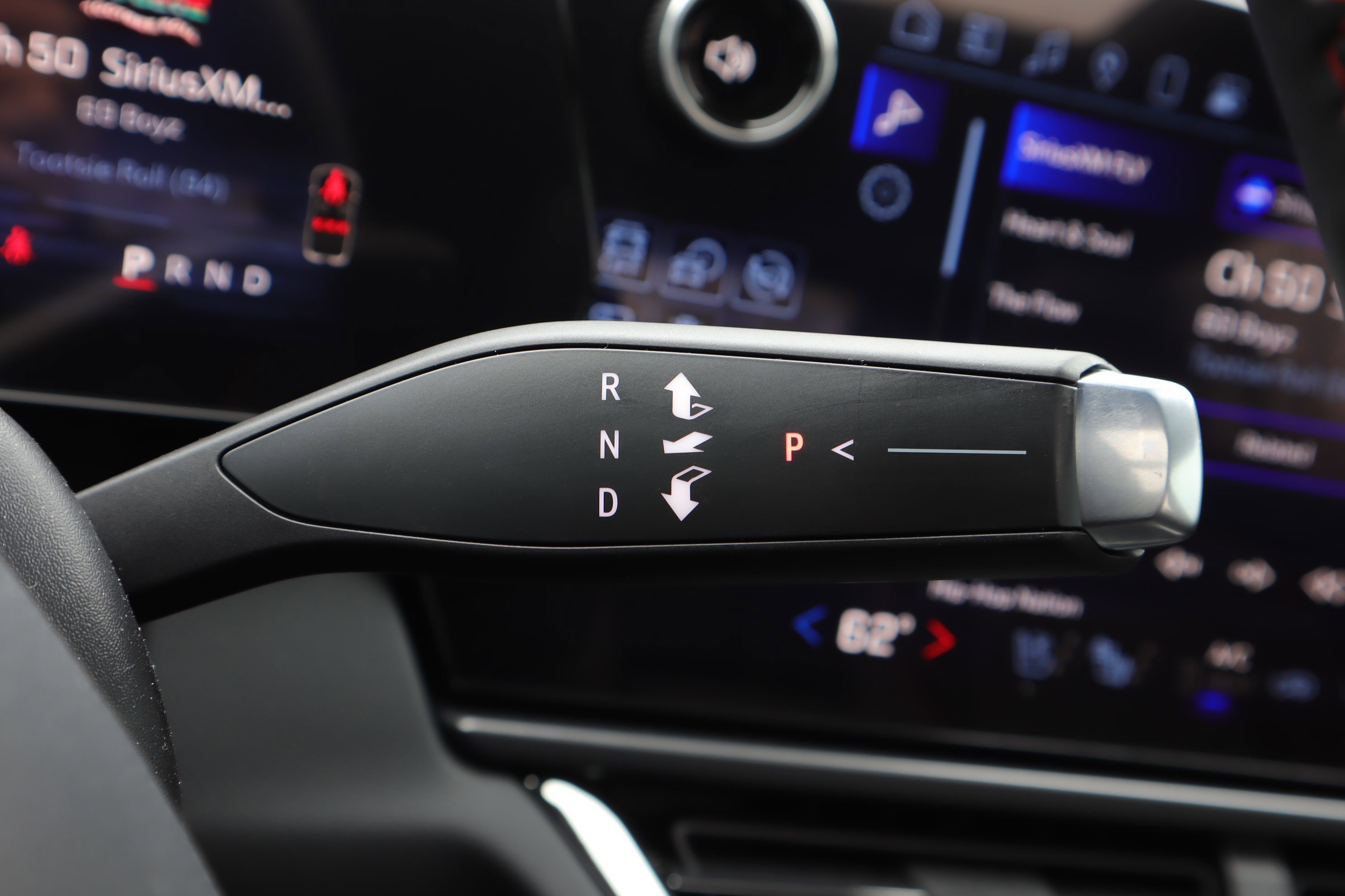 Used 2025 Chevrolet Equinox EV RS w/ Convenience Package II image 19