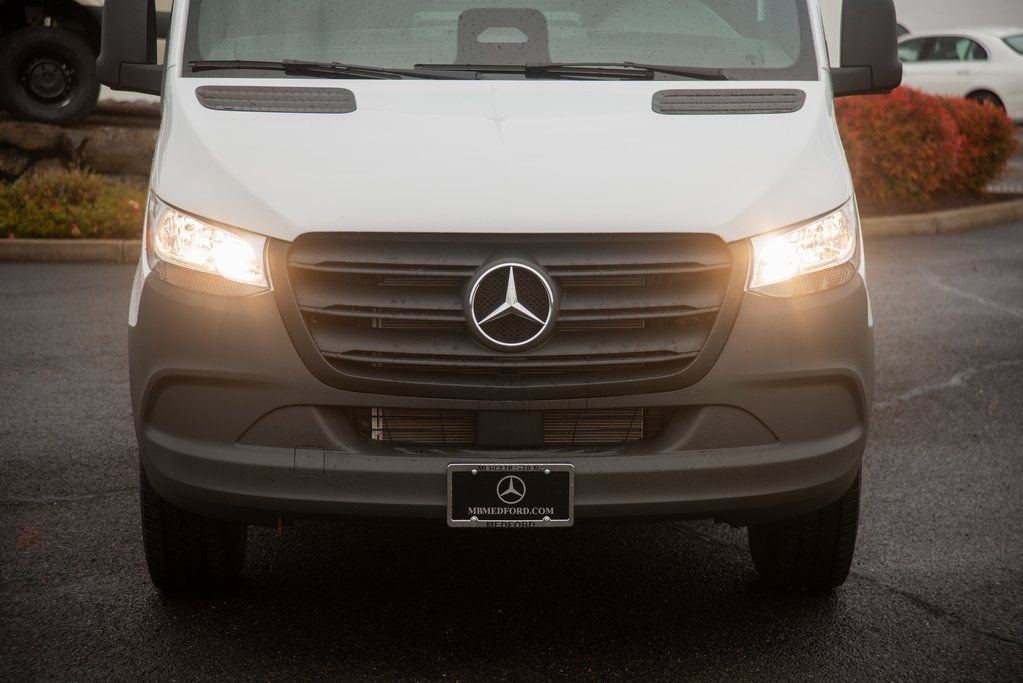 New 2025 Mercedes-Benz Sprinter 2500 image 12