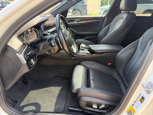 Used 2019 BMW 530e xDrive AWD/4WD image 10