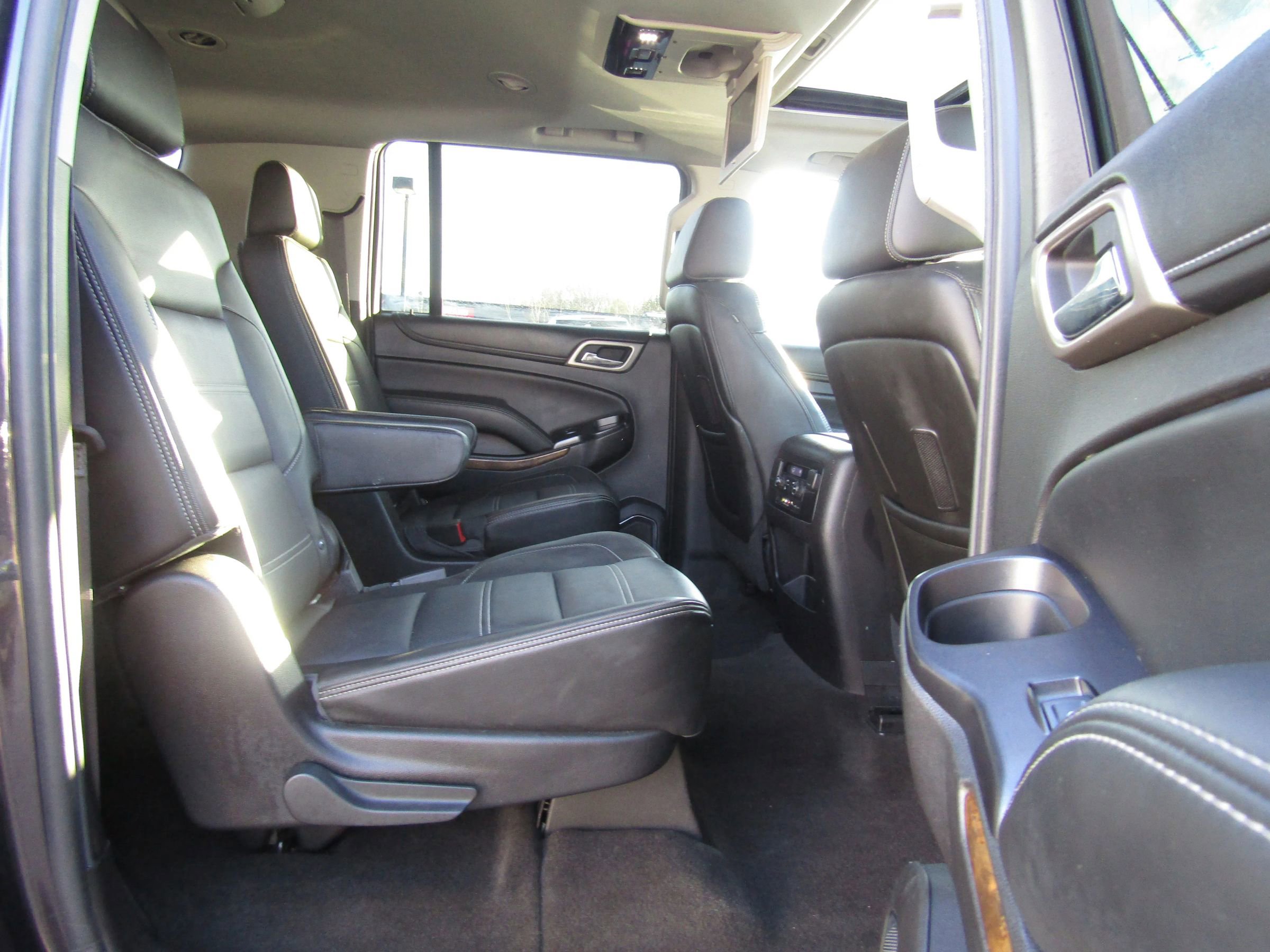 Used 2015 GMC Yukon XL Denali w/ Open Road Package image 12
