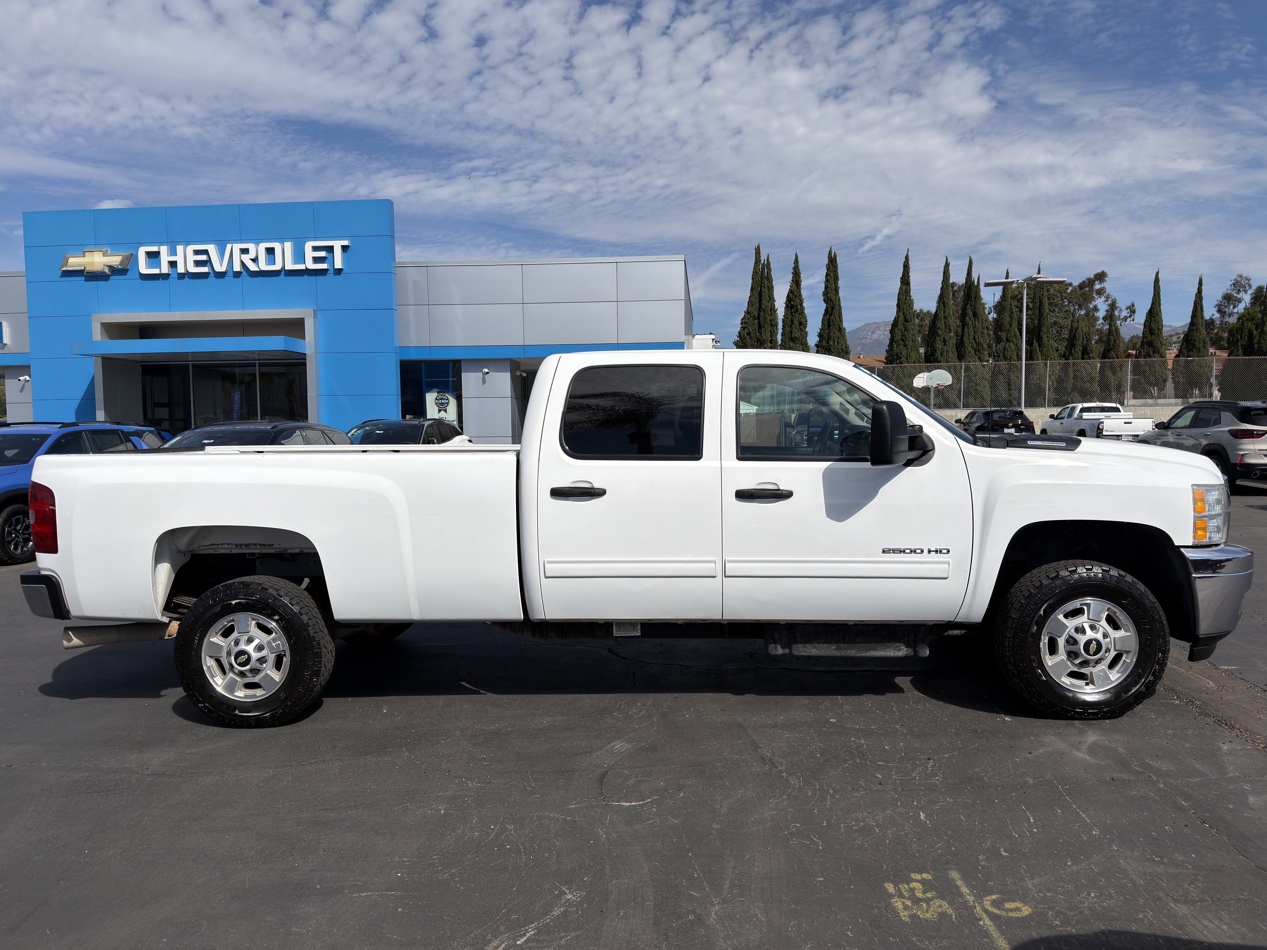Used 2013 Chevrolet Silverado 2500 LT w/ Interior Plus Package RWD image 9