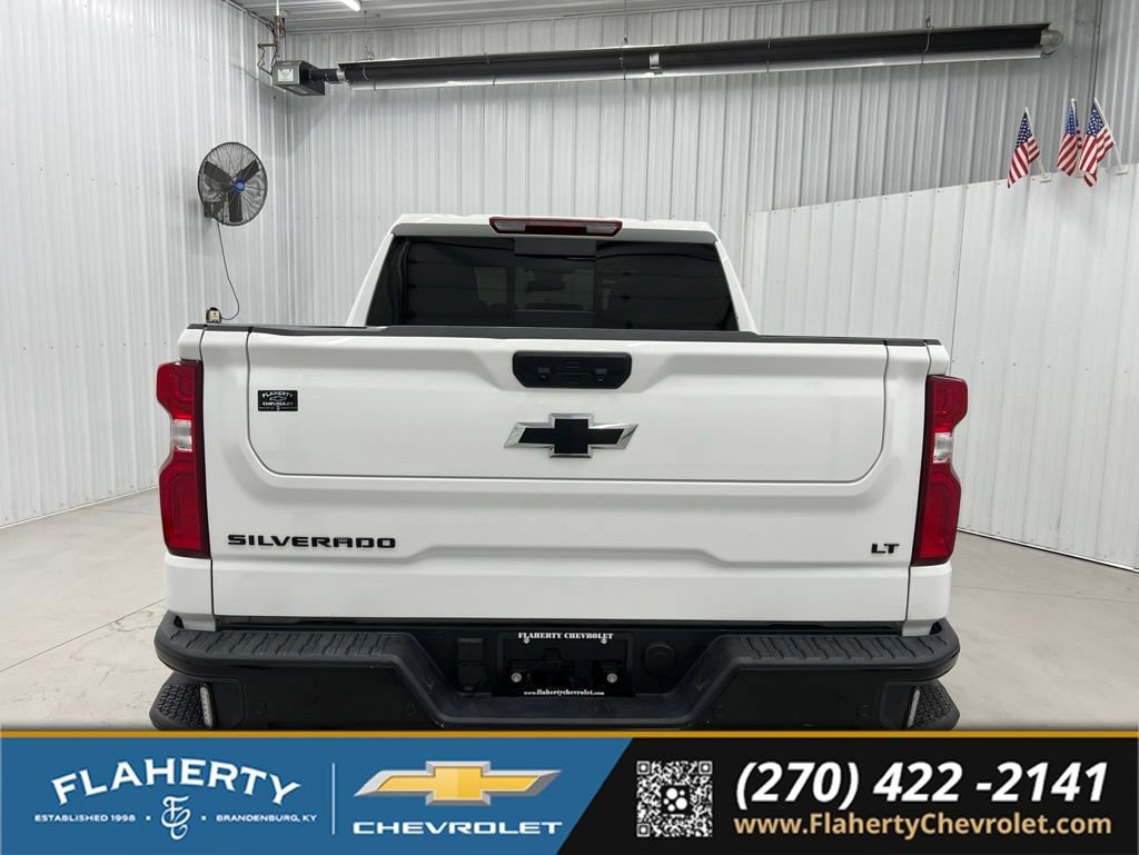 Used 2024 Chevrolet Silverado 1500 LT Trail Boss w/ LT Trail Boss Premium Package AWD/4WD image 4
