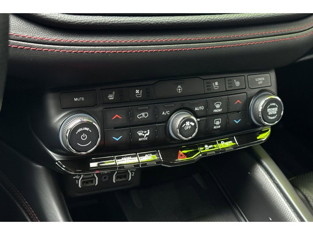 Used 2024 Dodge Durango R/T image 24