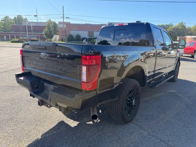 Used 2022 Ford F250 XLT w/ Black Appearance Package AWD/4WD image 7