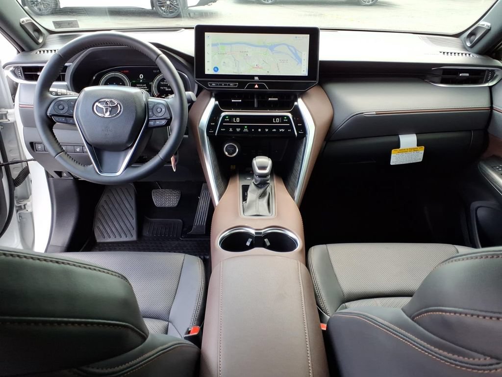 Certified 2024 Toyota Venza Limited AWD/4WD image 6