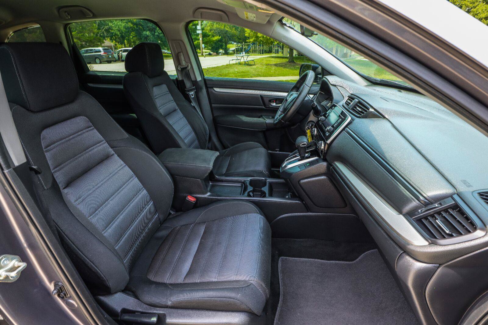 Used 2019 Honda CR-V LX image 33