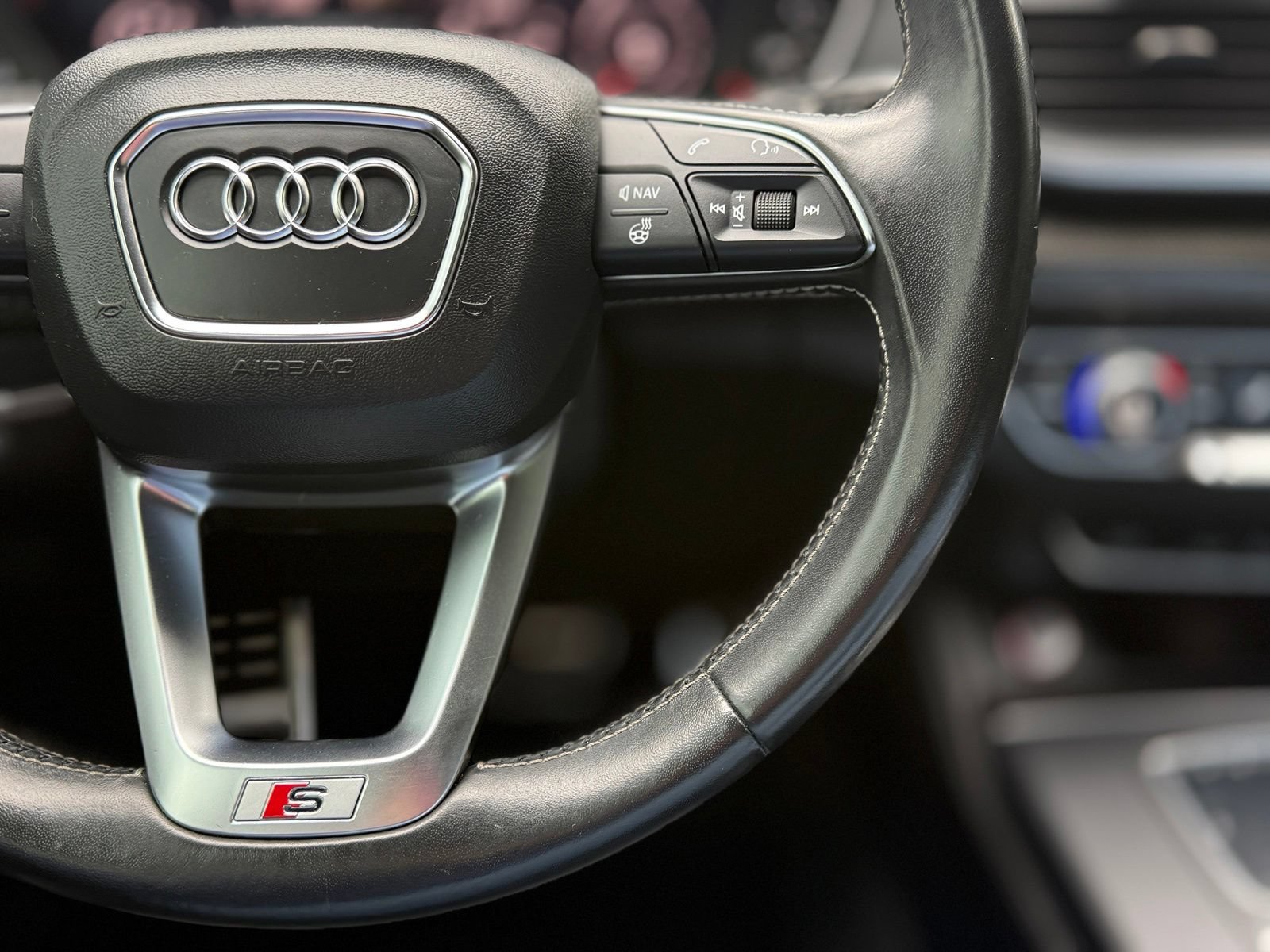 Used 2018 Audi SQ5 Prestige w/ Prestige Package AWD/4WD image 27