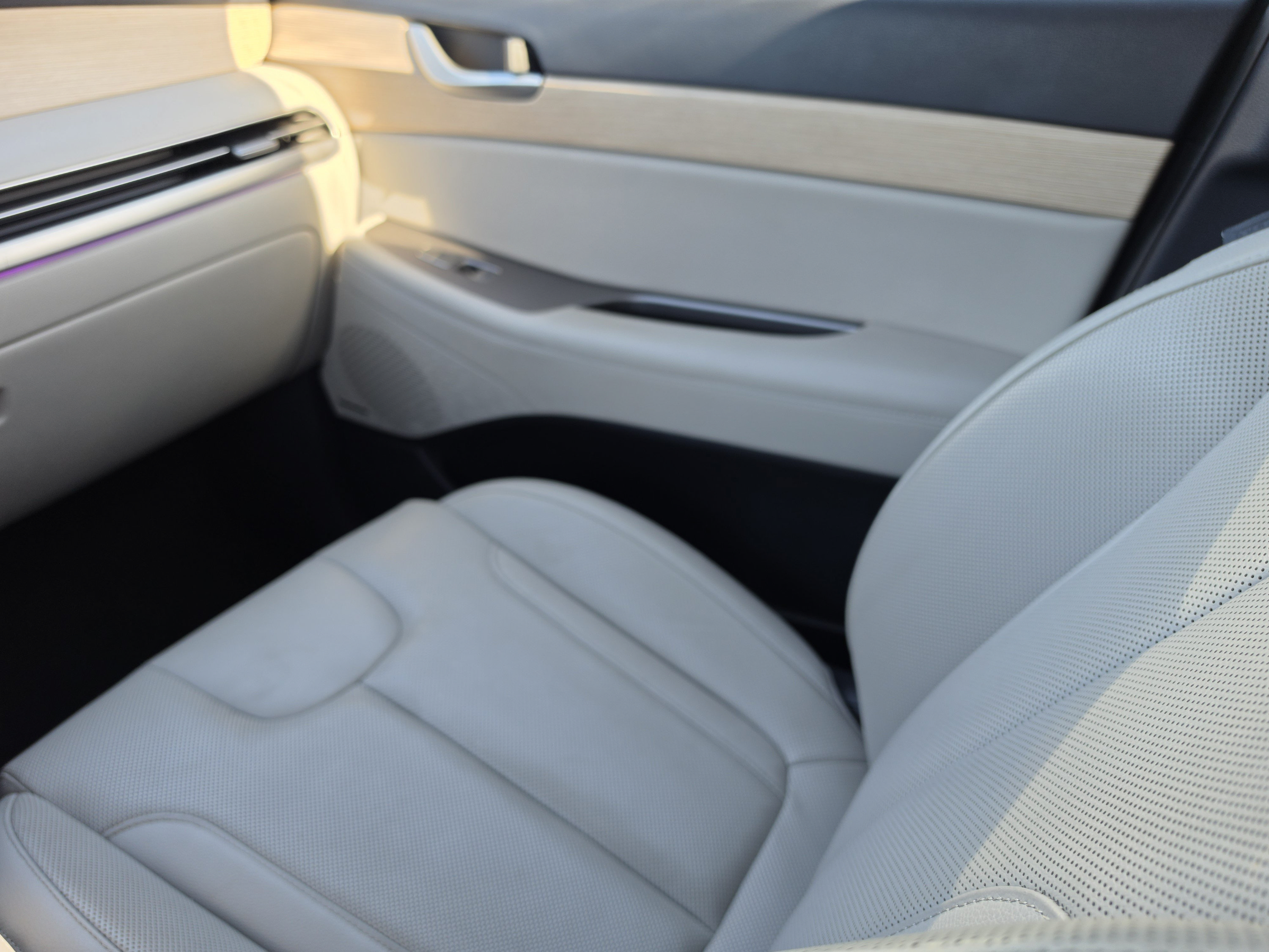 Used 2024 Hyundai Palisade Limited AWD/4WD image 21