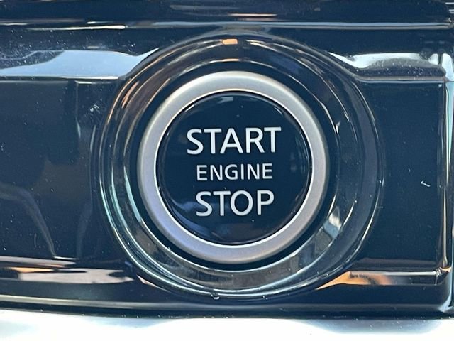 Used 2024 Nissan Pathfinder Platinum FWD image 29