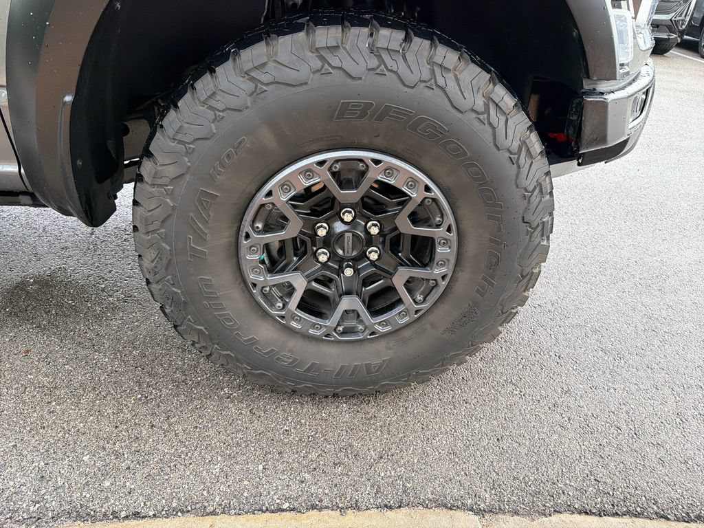 Used 2026 Ford F150 Raptor w/ Equipment Group 803A Raptor R AWD/4WD image 18