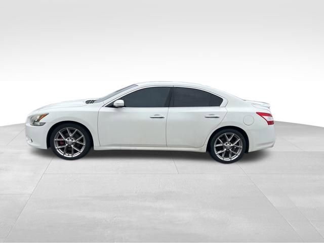 Used 2011 Nissan Maxima 3.5 SV w/ Sport Pkg image 4