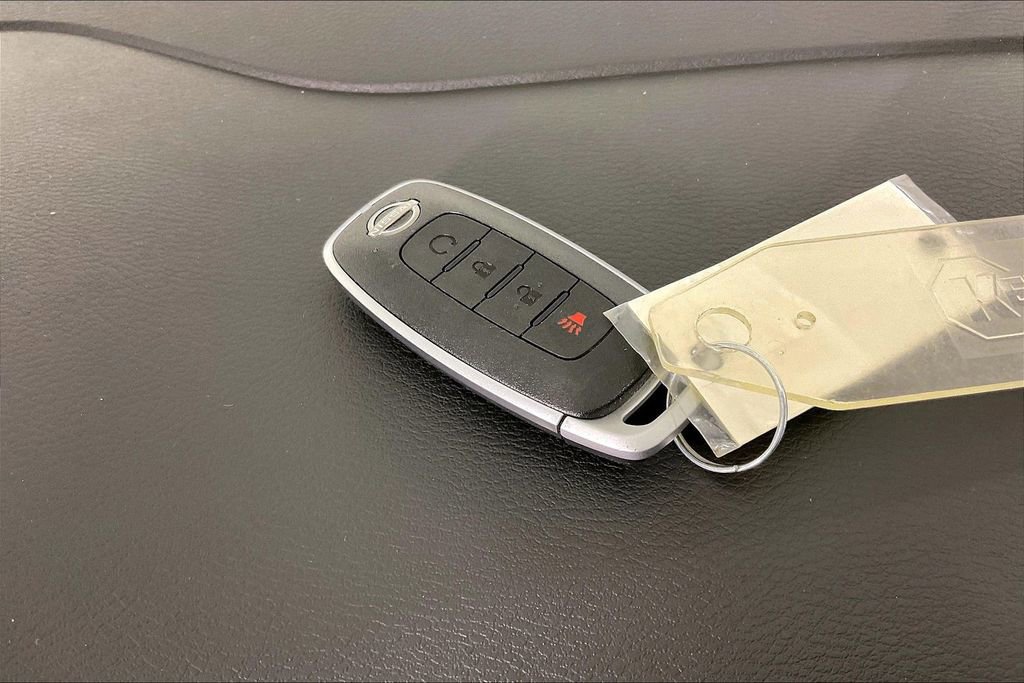 Used 2024 Nissan Kicks SR w/ SR Premium Package image 14